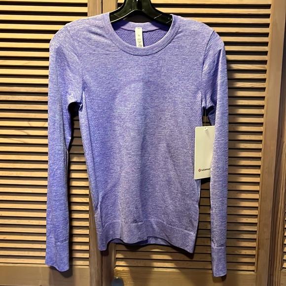 lululemon athletica Tops - LULULEMON Swiftly Relaxed Long Sleeve, Size 0
